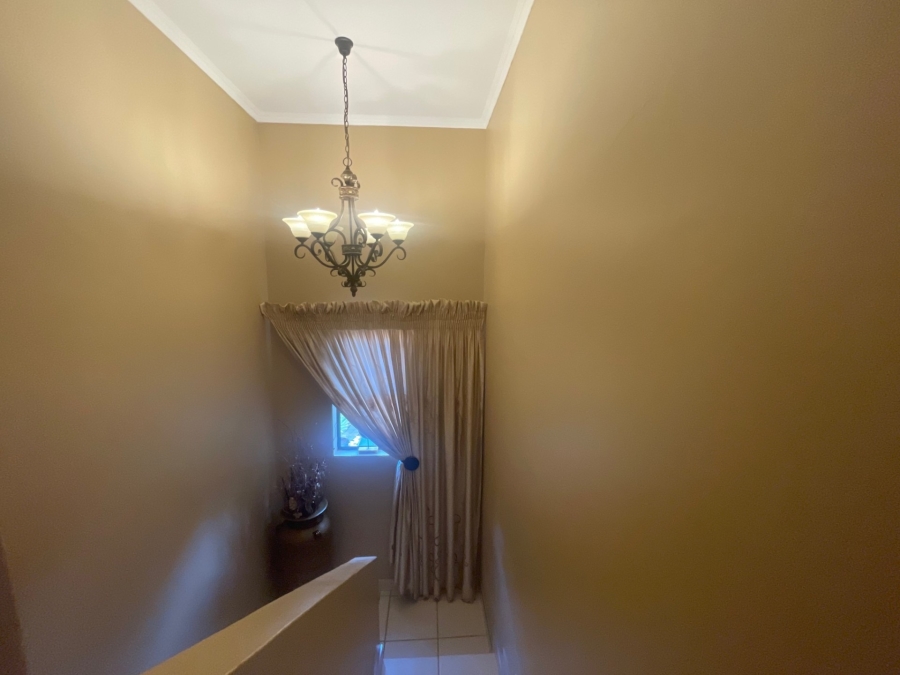 To Let 3 Bedroom Property for Rent in Woodland Hills Free State